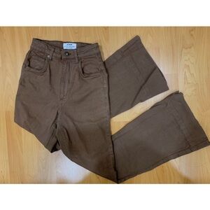 3/$15 Cotton On brown high rise flared jeans